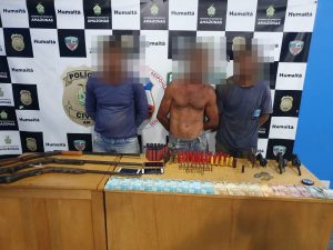 Imagem da notícia - Polícia Militar prende 13 pessoas e apreende adolescente