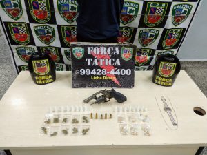 Imagem da notícia - PM detém homem por porte ilegal de arma de fogo e tráfico de drogas