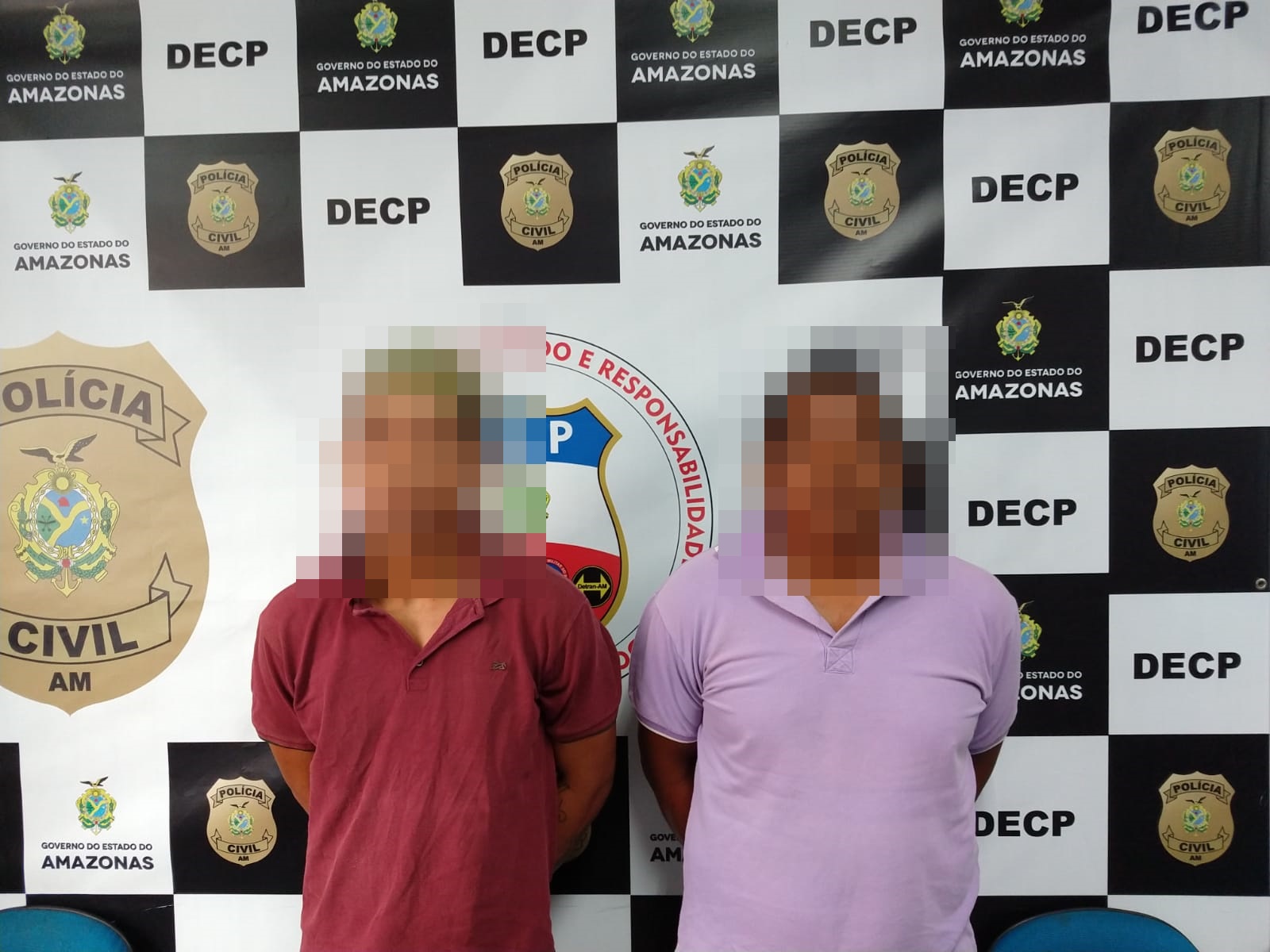 Polícia Civil prende irmãos por homicídio ocorrido em 2006.