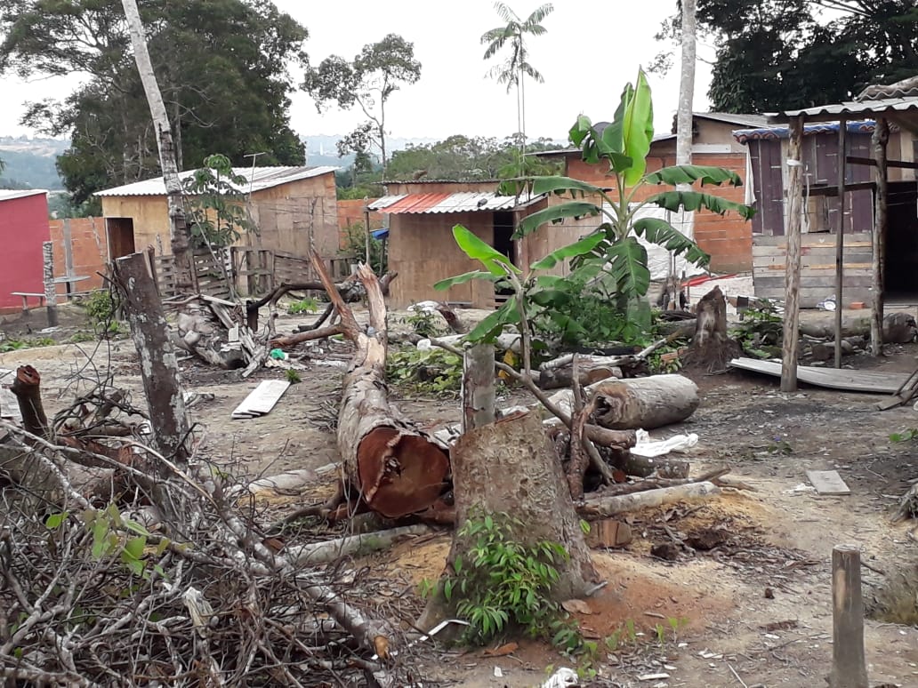 Comunidade irregular no Santa Etelvina tem reintegração de posse.