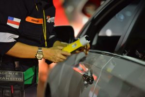 Imagem da notícia - Detran-AM flagra 56 motoristas alcoolizados em oito horas de operação