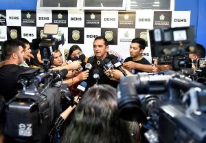 Imagem da notícia - PC prende homem por matar companheira e enterrar no quintal de casa