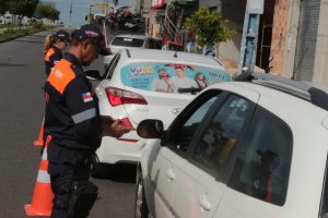 Imagem da notícia - Detran fiscaliza mais de 580 veículos durante operação ‘Domínio da Lei’