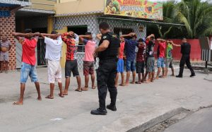 Imagem da notícia - Operação da SSP-AM detém dois suspeitos e recolhe mais de 30 veículos