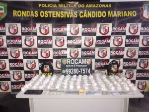 Imagem da notícia - Polícia Militar detém suspeito com drogas no Centro