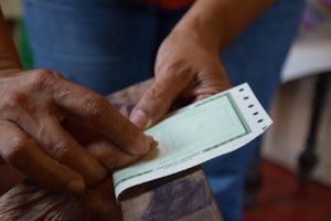 Imagem da notícia - Sem prazo legal de validade, RG exige cuidados para ter maior vida útil