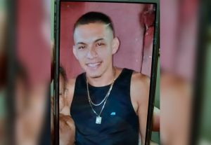 Imagem da notícia - Polícia Civil pede apoio para encontrar jovem desaparecido