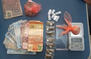 Imagem da notícia - PM detém dois homens comercializando entorpecentes em Tabatinga