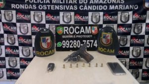 Imagem da notícia - Polícia Militar, por meio da Rocam, detém suspeitos com arma de fogo na Ponta Negra