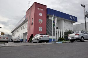 Imagem da notícia - Polícia Civil prende homem por roubo de aparelhos celulares no bairro Armando Mendes