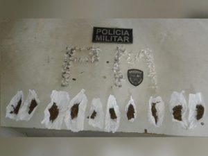 Imagem da notícia - 24ª Cicom detêm uma mulher por tráfico de drogas no Centro