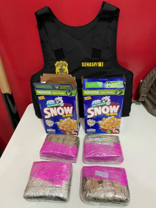 Imagem da notícia - Polícia Civil apreende dois quilos de maconha dentro de caixas de cereais