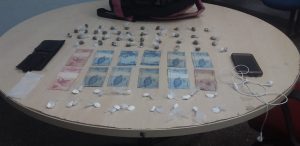 Imagem da notícia - PM detém suspeito de tráfico de drogas na zona leste