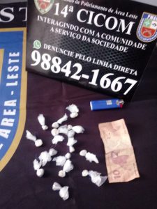 Imagem da notícia - Policiais militares da 25ª Cicom detêm suspeito de tráfico de drogas