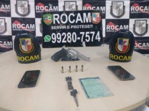Imagem da notícia - Rocam detêm homem e apreendem adolescente com arma de fogo