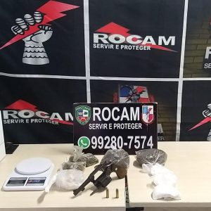 Imagem da notícia - PM detém um homem por porte de arma de fogo e tráfico de entorpecentes