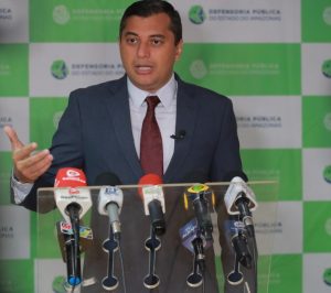 Imagem da notícia - Wilson Lima anuncia auxílio-aluguel a famílias do Monte Horebe