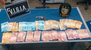 Imagem da notícia - PM prende irmãos  após assalto a estabelecimento em Coari