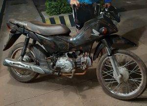 Imagem da notícia - Polícia Civil prende homem em flagrante por furto de motocicleta