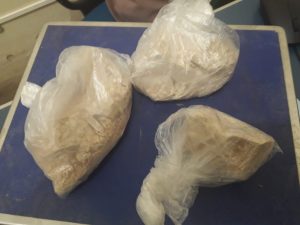 Imagem da notícia - PM detém infrator e apreende entorpecentes no município de Nhamundá