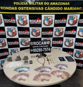 Imagem da notícia - Rocam detêm quatro suspeitos de tráfico e porte ilegal de arma de fogo