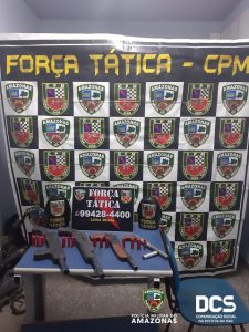 Imagem da notícia - Policiais da Força Tática detêm homem por porte ilegal de arma de fogo