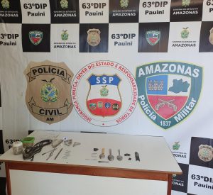 Imagem da notícia - Polícias Civil e Militar promovem ação de revista geral em unidade de Pauini