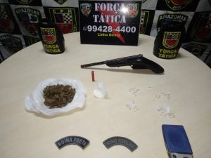 Imagem da notícia - Policiais militares da Força Tática detêm suspeito com drogas e arma de fogo na zona centro-oeste