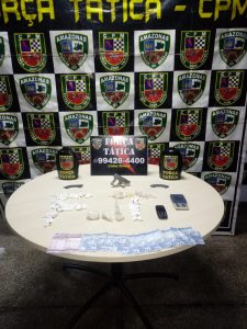 Imagem da notícia - Policiais militares da Força Tática detêm casal com drogas e arma de fogo na zona centro-oeste