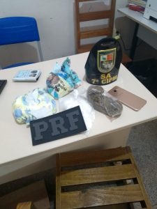 Imagem da notícia - Casal é preso com drogas em Presidente Figueiredo