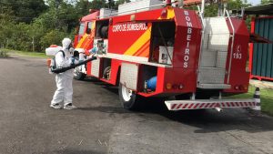 Imagem da notícia - Quartéis e viaturas do Corpo de Bombeiros passam por serviço de sanitização