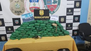 Imagem da notícia - Quatro homens são presos por transportar drogas em Manacapuru