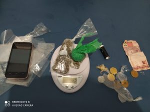 Imagem da notícia - Polícia Militar detém adolescente em posse de drogas em Lábrea