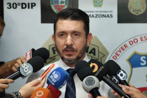 Imagem da notícia - Três homens são presos durante operação na terceira etapa do bairro São José