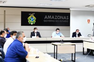 Imagem da notícia - Governo do Amazonas prorroga restrições e apresenta plano de reabertura da economia