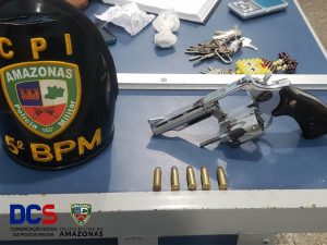 Imagem da notícia - PM prende sete pessoas e apreende cinco armas de fogo no interior