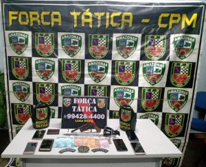 Imagem da notícia - Policiais da Força Tática detêm suspeitos de assaltos na zona leste