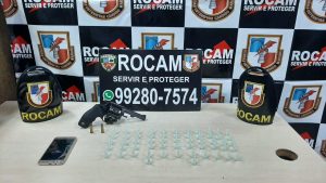 Imagem da notícia - Policiais da Rocam detêm dois irmãos com revólver e drogas na zona oeste
