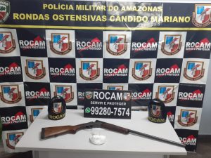 Imagem da notícia - Rocam detêm homem com espingarda e drogas na zona sul