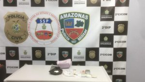 Imagem da notícia - Policiais do 2º DIP apreendem adolescente envolvido com disque-drogas