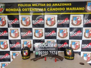 Imagem da notícia - Policiais da Rocam fazem apreensão de adolescente suspeito de assalto na zona leste