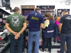 Imagem da notícia - Polícia Civil e Visa Manaus fecham ponto comercial que descumpria os decretos