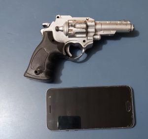 Imagem da notícia - Em Tabatinga, homem é detido com simulacro de arma de fogo