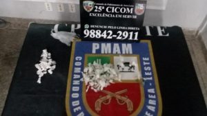 Imagem da notícia - PM detêm homem por tráfico de drogas no bairro Armando Mendes