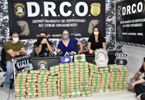 Imagem da notícia - Quatro homens são presos por transportarem 133 quilos de drogas