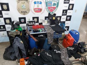 Imagem da notícia - Polícia Militar detém integrantes de facção criminosa com materiais ilícitos