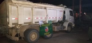 Imagem da notícia - PM apreende maquinário e detêm homens por extração de minério