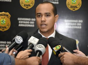 Imagem da notícia - Polícia Civil prende homem por descumprir medidas protetivas concedidas a sua ex-companheira