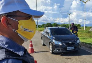 Imagem da notícia - Detran-AM distribui máscaras no encerramento do Maio Amarelo
