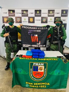 Imagem da notícia - Batalhão Ambiental apreende drogas em embarcação e detêm três homens